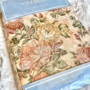 NWT VILLAGER TABLECLOTH | Fall Thanksgiving Rose Garden Vintage Looking Fabric